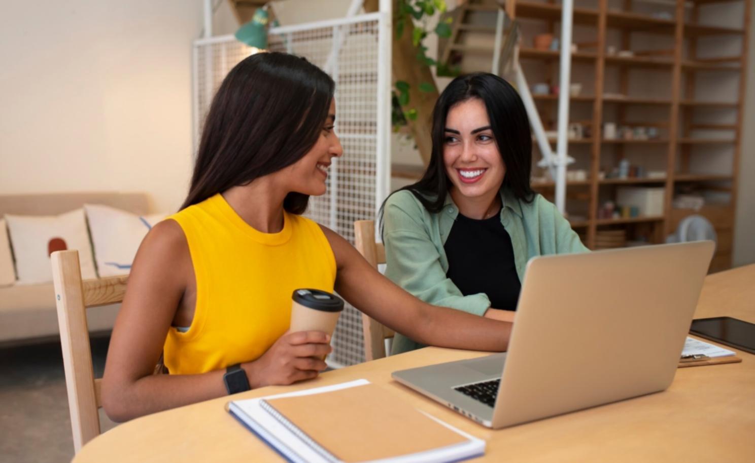 Teamarbeit bei der Entwicklung individueller Lösungen